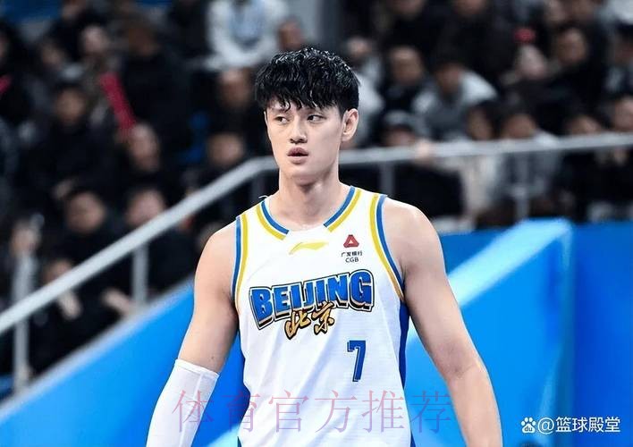 北京110-118深圳1喜3忧！曾凡博+许利民遭质疑，欠缺关键球员！
